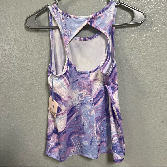 More than magic girls work out shirt size large - Picture 3 of 3